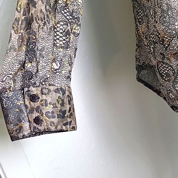 Lane Bryant Sheer Buttondown Top, Leopard Print, Gold Metallic, Size 14/16 - Picture 4 of 7